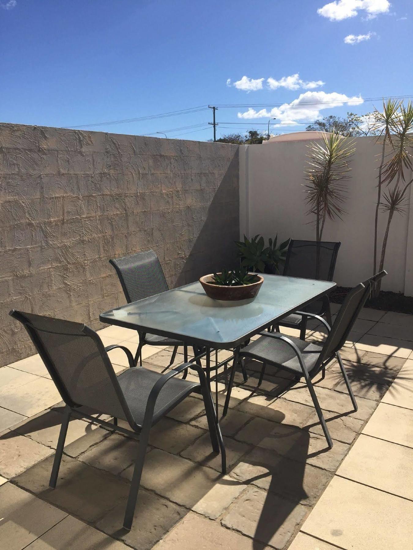 Alexandra Apartments Bundaberg Eksteriør bilde